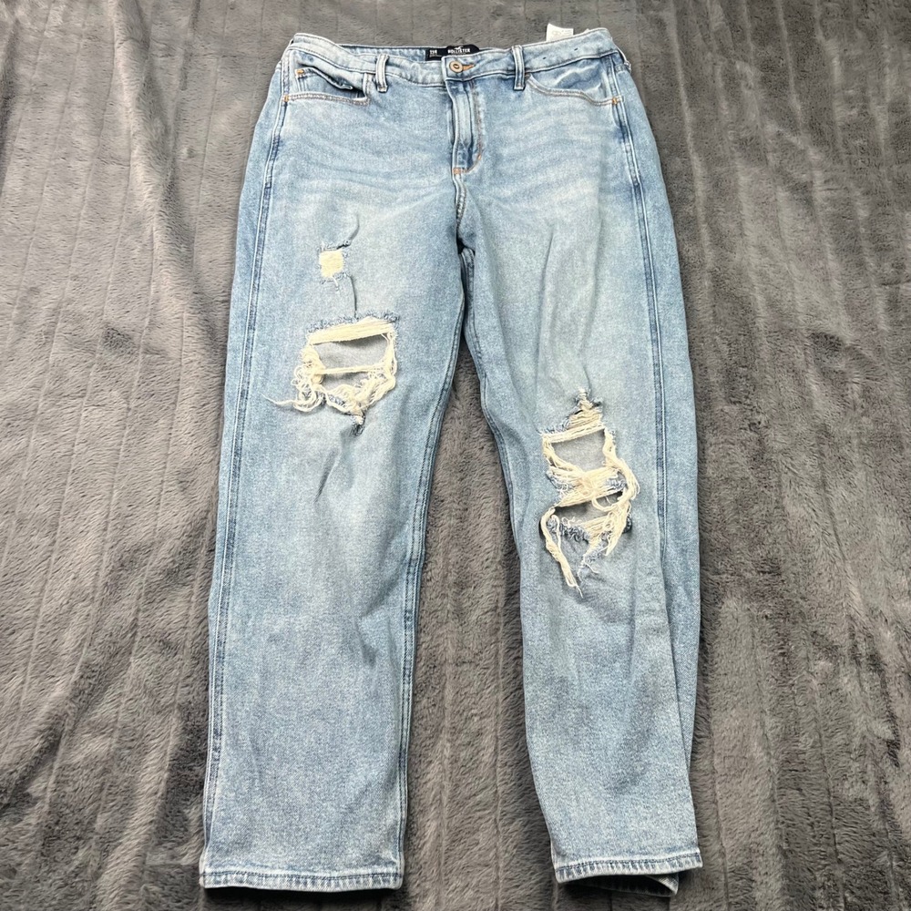 Hollister Ultra High-Rise Mom Jeans Light Wash Distressed Ripped 13R W31 L27
